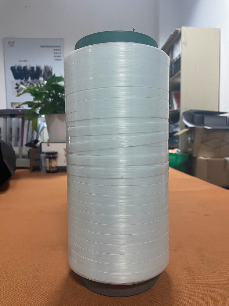 热塑单向预浸带分切缠绕